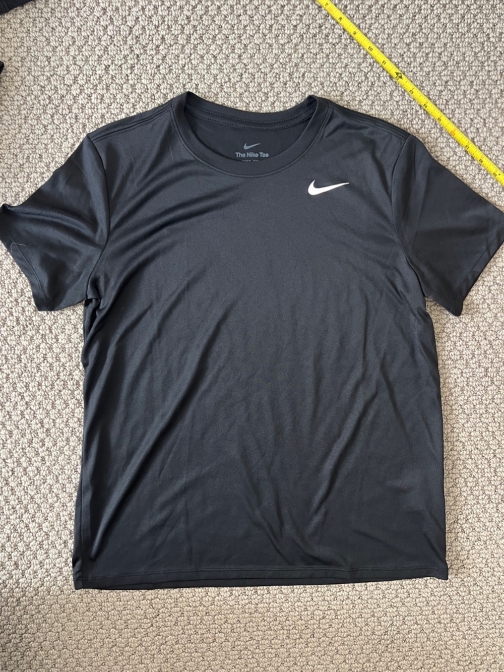 Nike Black Short Sleeve Dri-FIT Top with White Swoosh size medium